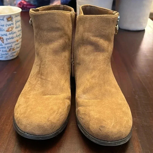 Michael Kors Emma Latica caramel girls booties size 5 - Picture 2 of 9